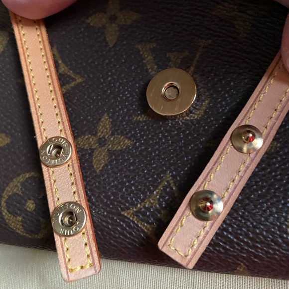 Louis Vuitton Twin Pochette GM - Picture 11 of 14
